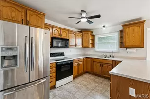 224 Carrington Blvd, Troy, MO 63379 - Photo 12