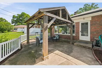 9841 Knollshire Drive, Saint Louis, MO 63123 - Photo 46