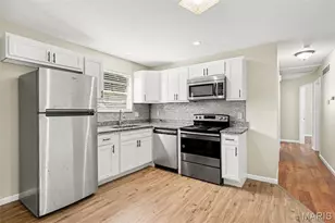 1820 Violet Dr, Florissant, MO 63031 - Photo 4