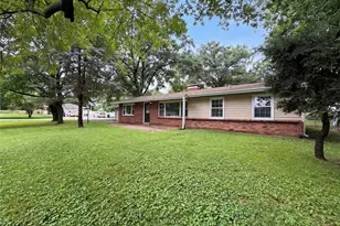 925 Woodcrest Ln, Hazelwood, MO 63042 - Photo 20