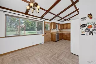 3820 Berview Ln, Saint Louis, MO 63125 - Photo 6