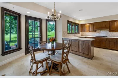 56 Meadowbrook Country Club Estate, Ballwin, MO 63011 - Photo 8