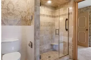 56 Meadowbrook Country Club Estate, Ballwin, MO 63011 - Photo 12