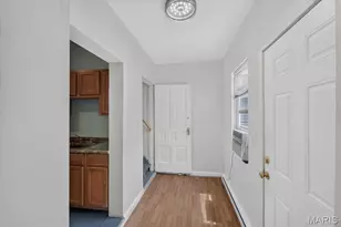 4107 Schiller Pl, Saint Louis, MO 63116 - Photo 6