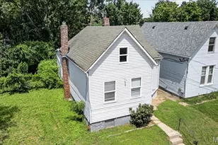 4107 Schiller Pl, Saint Louis, MO 63116 - Photo 2