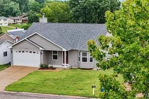 2790 Rosewood Dr, Arnold, MO 63010 - Photo 2