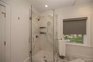 6946 Pershing Ave, University City, MO 63130 - Photo 22