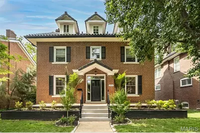 6946 Pershing Avenue, University City, MO 63130 - Photo 1