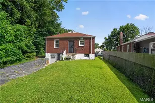 334 Northridge Dr, Saint Louis, MO 63137 - Photo 18