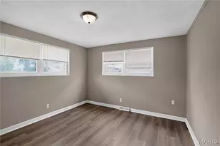 10443 Durness Dr, Saint Louis, MO 63137 - Photo 16