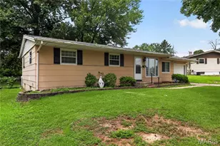 10443 Durness Dr, Saint Louis, MO 63137 - Photo 2