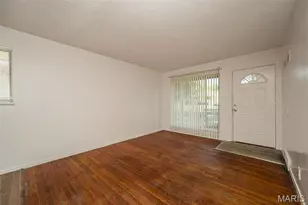 143 Roderick Dr, Saint Louis, MO 63137 - Photo 6
