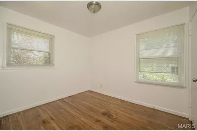207 Midlothian Road, Saint Louis, MO 63137 - Photo 22