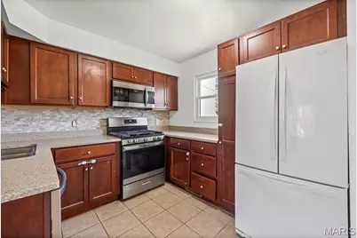7708 Tennessee Avenue, Saint Louis, MO 63111 - Photo 6
