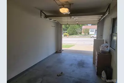 7448 Morganford Road, Saint Louis, MO 63116 - Photo 16