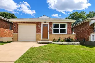 7448 Morgan Ford Rd, Saint Louis, MO 63116 - Photo 2