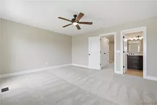 16514 Honey Locust Dr, Chesterfield, MO 63005 - Photo 36