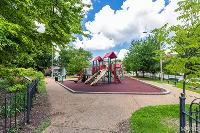 2106 S 8th Street, Saint Louis, MO 63104 - Photo 20