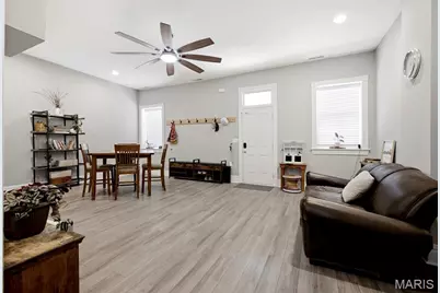2106 S 8th Street, Saint Louis, MO 63104 - Photo 2