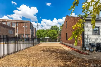 2106 S 8th Street, Saint Louis, MO 63104 - Photo 16
