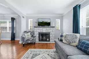 5701 Tholozan Ave, Saint Louis, MO 63109 - Photo 10