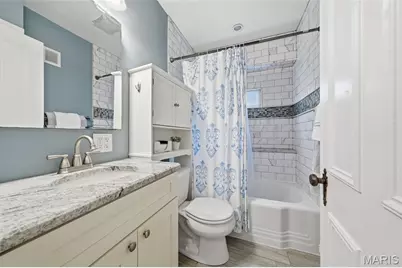 5701 Tholozan Avenue, Saint Louis, MO 63109 - Photo 18