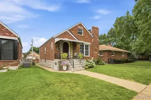 5701 Tholozan Ave, Saint Louis, MO 63109 - Photo 6
