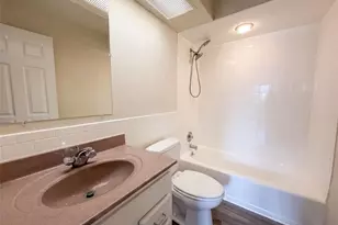 30 Graeler Dr, Saint Louis, MO 63146 - Photo 12