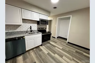 720 Beardsley Court, Saint Louis, MO 63135 - Photo 10