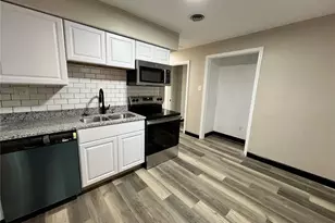 720 Beardsley Ct, Saint Louis, MO 63135 - Photo 10