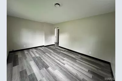 720 Beardsley Court, Saint Louis, MO 63135 - Photo 2