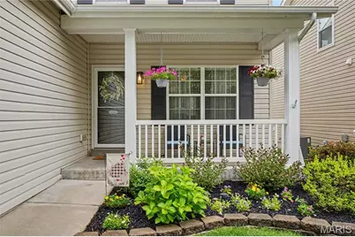 1001 Harmony Lake Parkway, Saint Peters, MO 63376 - Photo 2