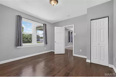 8908 Boston Avenue, Saint Louis, MO 63121 - Photo 12