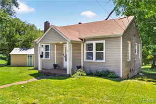 8908 Boston Ave, Saint Louis, MO 63121 - Photo 2