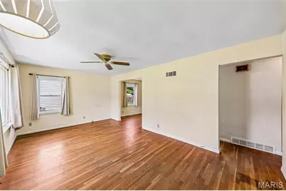 2008 Wismer Avenue, Overland, MO 63114 - Photo 8