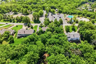 12461 W Watson Rd, Saint Louis, MO 63127 - Photo 6