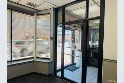 714 Broadway, Hannibal, MO 63401 - Photo 2