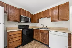 2413 Amarillo Dr, O'Fallon, MO 63368 - Photo 12