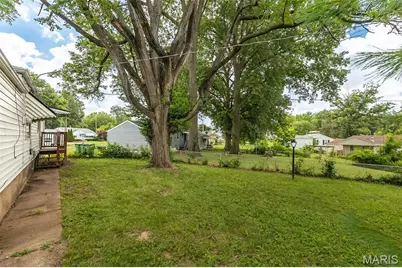 10139 Cabot Drive, Bellefontaine Neighbors, MO 63137 - Photo 22
