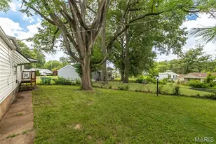 10139 Cabot Dr, Bellefontaine Neighbors, MO 63137 - Photo 22