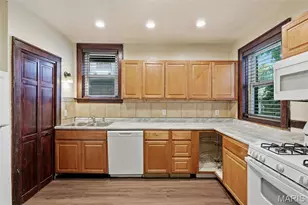 3850 Kingsland Ct, Saint Louis, MO 63116 - Photo 20