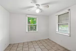 3850 Kingsland Ct, Saint Louis, MO 63116 - Photo 24