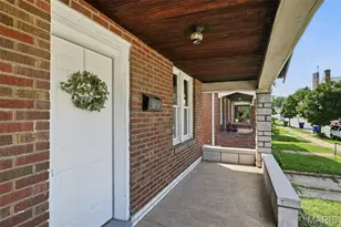 3850 Kingsland Ct, Saint Louis, MO 63116 - Photo 4
