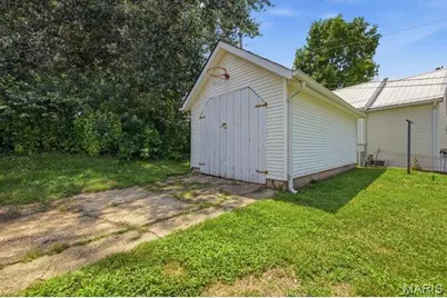 301 Macarthur Street, Washington, MO 63090 - Photo 32