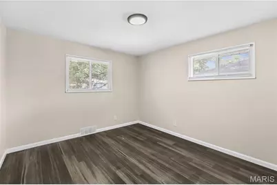 1695 Marshall Court, Florissant, MO 63031 - Photo 12