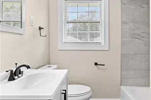 1695 Marshall Ct, Florissant, MO 63031 - Photo 16