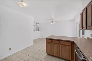 5421 Valleyside Ln, Saint Louis, MO 63128 - Photo 24