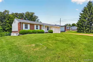 5421 Valleyside Ln, Saint Louis, MO 63128 - Photo 4