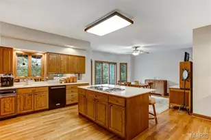 1075 Eureka Rd, Eureka, MO 63025 - Photo 14
