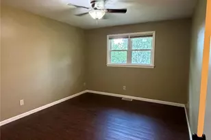 217 Westview St, Palmyra, MO 63461 - Photo 16